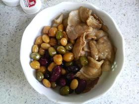 豚バラとお豆の炊いたん