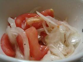 トマトと新玉ねぎのマリネ風サラダ