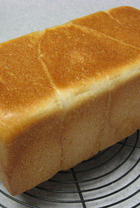 自家製酵母で　うちの50％米粉食パン