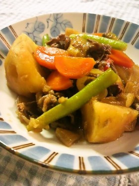 簡単!少ない煮汁で美味しぃ具沢山肉じゃが