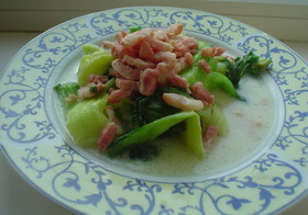 チンゲン菜のミルク煮