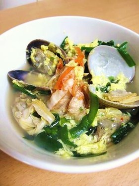 簡単♪アサリとニラとキムチの旨辛スープ飯