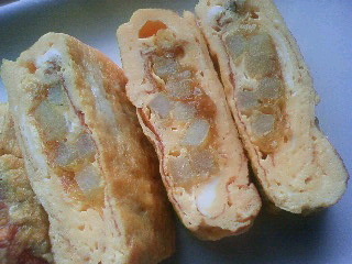 カレー風味のポテト&チーズ卵焼きの画像