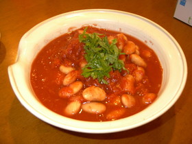 白いお豆とトマトの煮物