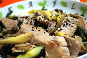 ★食べやすい♪山菜と豚肉の中華炒め★