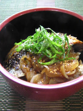 焼肉のたれで 簡単ヘルシー蒲焼丼