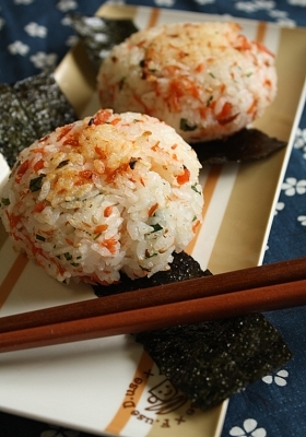 塩鮭バター焼きおにぎり