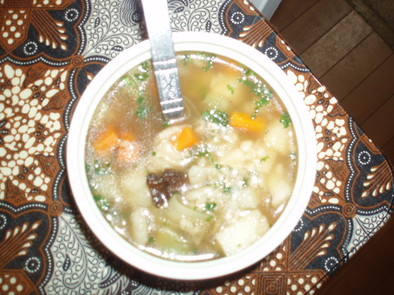 押し麦と野菜のスープ♪ポーランド料理の写真