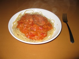 蟹風味トマトクリームパスタ