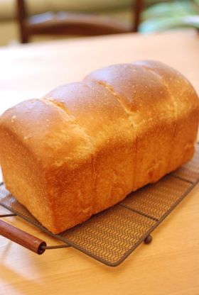 全粒粉のパン