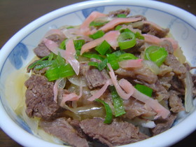 ☆圧力鍋でトロやわ牛すじ丼☆