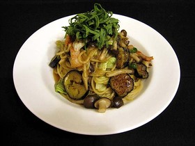 体がホカホカ★生姜と野菜のパスタ