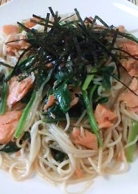 鮭とほうれん草のそうめんチャンプルー