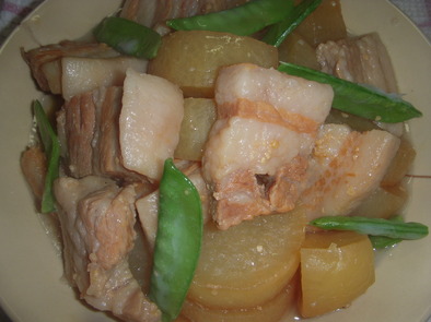 圧力鍋で豚バラと大根の味噌味煮の写真