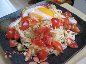 そうめんとまとかっぺりーに。