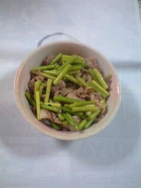 ニンニクの芽の豚肉炒め