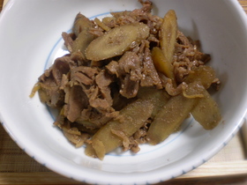 定番ですが・・・牛肉と牛蒡の佃煮