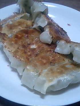 皮も手作り☆もちもち餃子