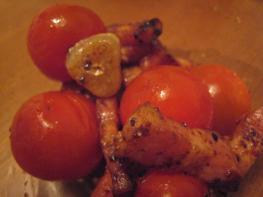 ベーコン＊トマトのアンチョビ炒めの画像