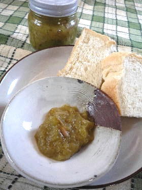 爽やかな酸味の ルバーブジャム