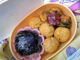 【簡単弁当】コロコロおにぎり