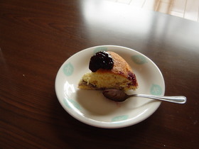 アオハタジャムの簡単ケーキ♪