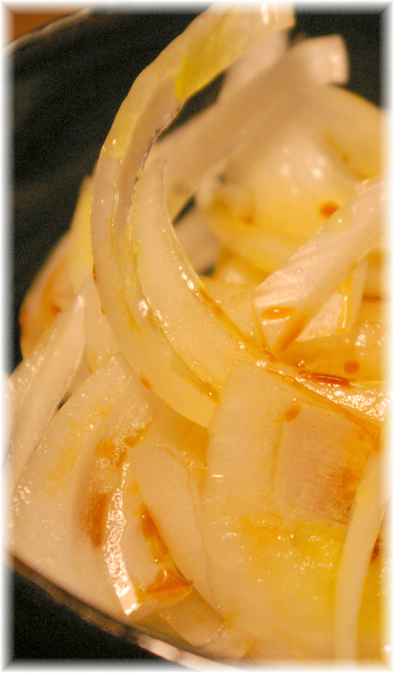 新たまねぎのオリーブオイルサラダの写真
