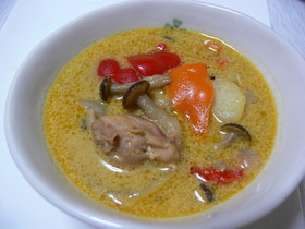 簡単!無印使用で本場のグリーンカレー味
