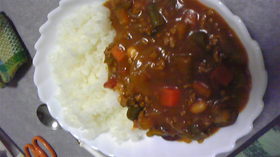 夏野菜たっぷり!トマトのキーマカレー