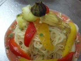 焼きナスと焼きパプリカの冷製パスタ