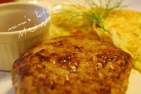 麩入りハンバーグ&千切りポテトのソテー♪