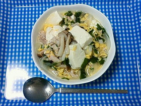 豚肉と豆腐のボリュームたまごスープ飯w