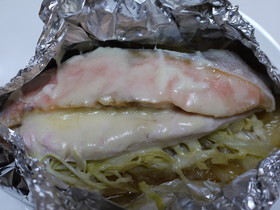 カロリー控えめ☆鮭とささみのホイル焼き♪