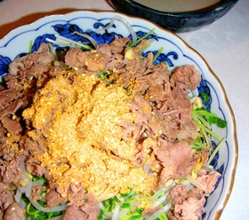 しゃきしゃき野菜の牛の切り落としサラダ