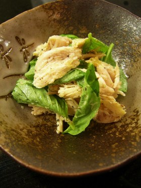 バジルと鶏胸肉の和え物