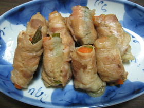 にんじんとアスパラの肉巻き