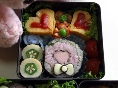 バレンタインに♪ハートの飾り寿司弁当の写真