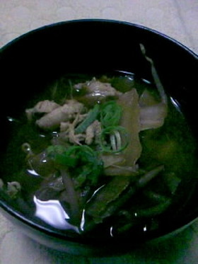 もやしと白菜の味噌汁