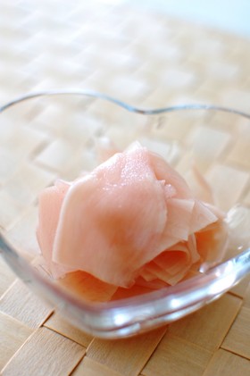 新生姜でガリ食いね~ぇ.。o○