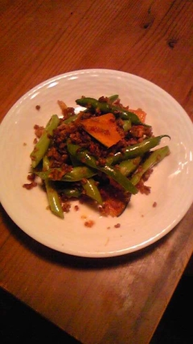 夏野菜とひき肉の香味炒め