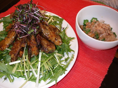 秋刀魚缶のサラダの写真