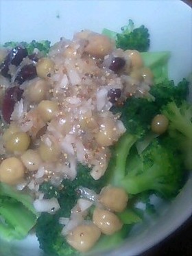 新たまねぎドレッシングの豆サラダ