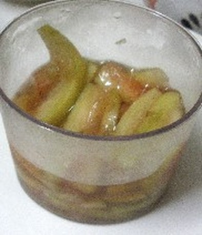 西瓜の皮の柚子胡椒漬の写真