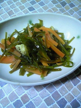 茎わかめDEキンピラ。。