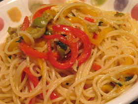 カラーピーマンのパスタ