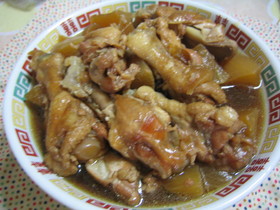 簡単!ヘルシー?手羽元と大根の煮物
