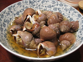 焼酎のおともに。つぶ貝の煮付け♪