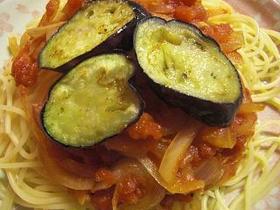 ナスとトマト缶のパスタ