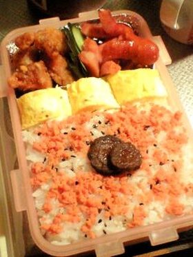 普通のカラフルなお弁当