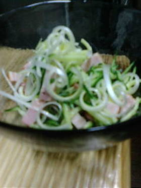 きゅうりとネギチャーシューの中華サラダ